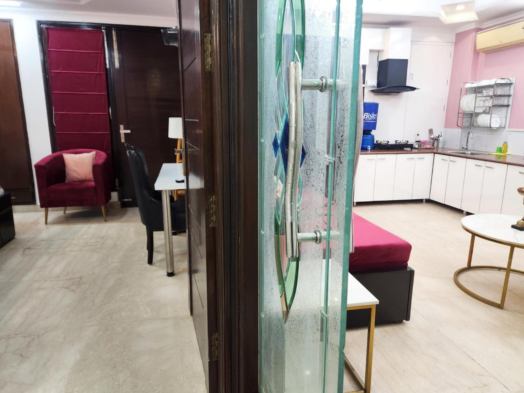 Premium Luxurious 2bhk With Big 10