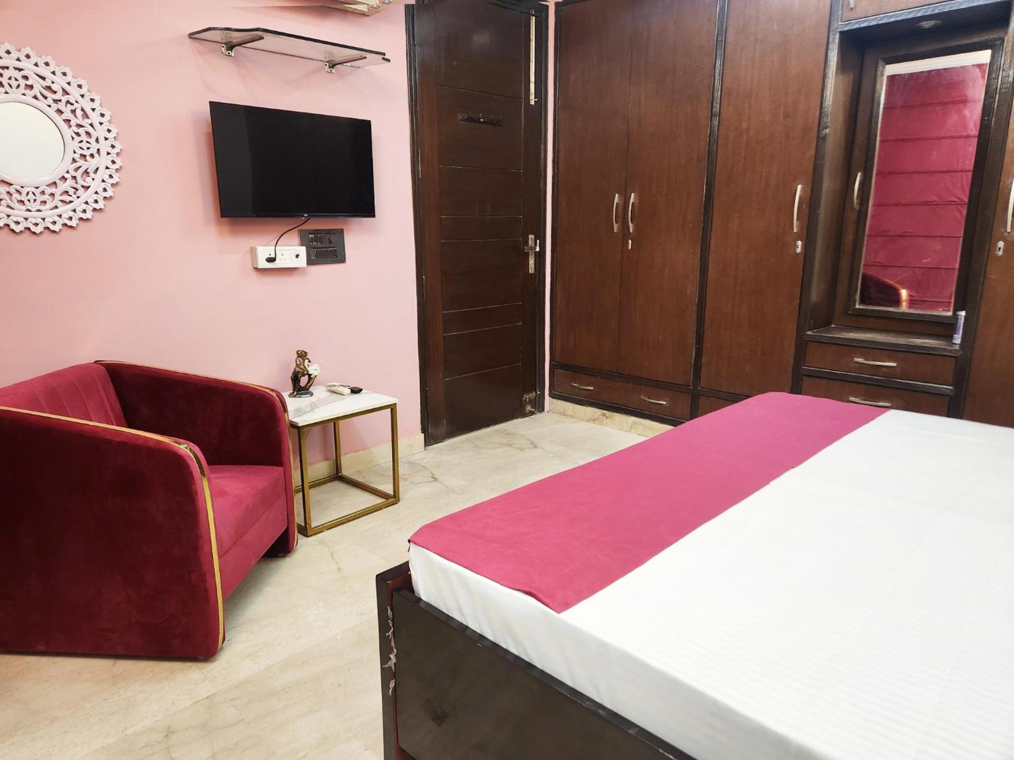 Premium Luxurious 2bhk With Big 10 Apartment